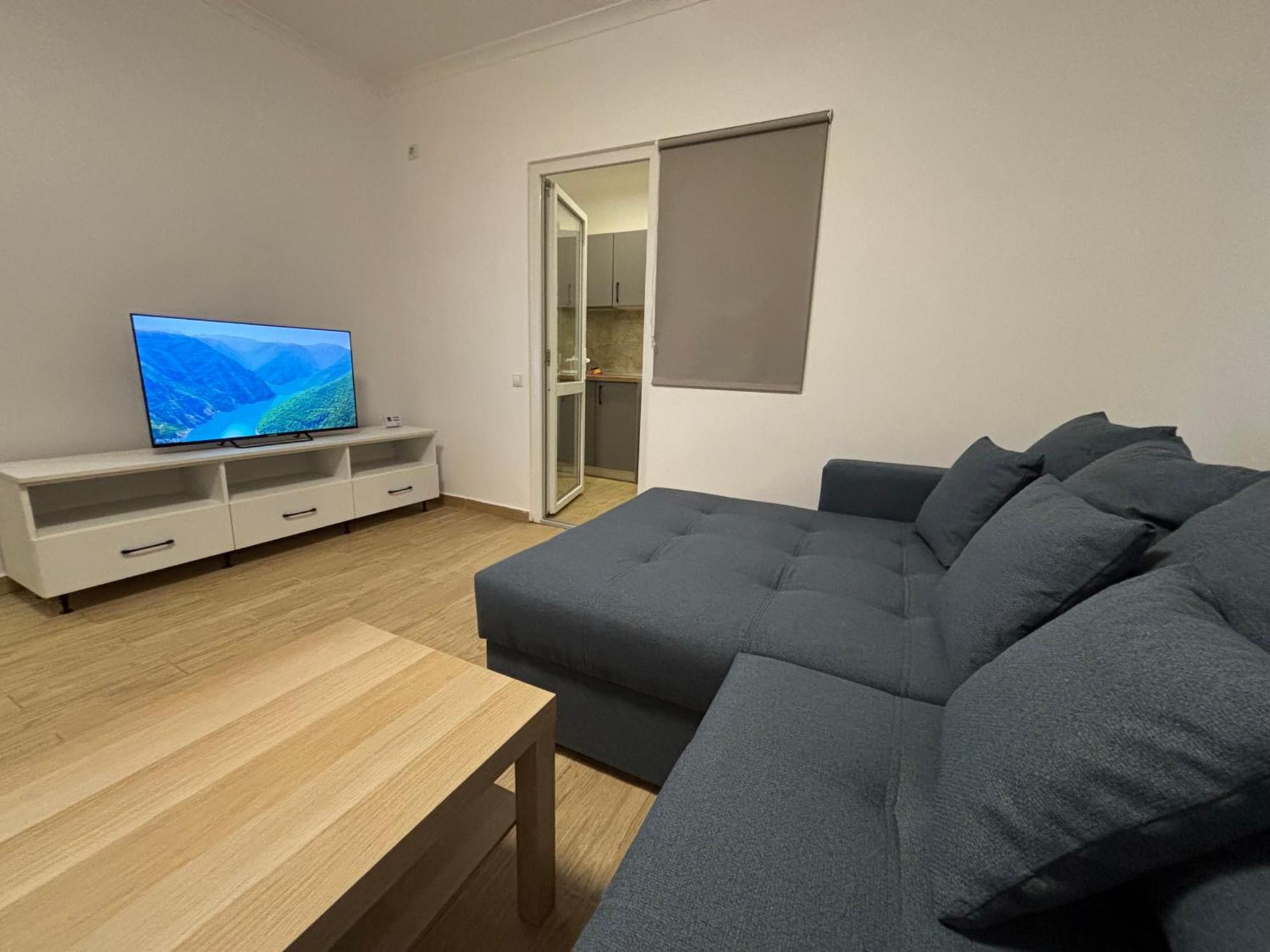 Militari Comfort Apartment Roşu Kültér fotó